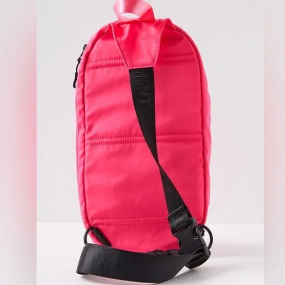 FP movement Dribble Pocket Sling Bag, Spicy Pink NWOT - Picture 3 of 11